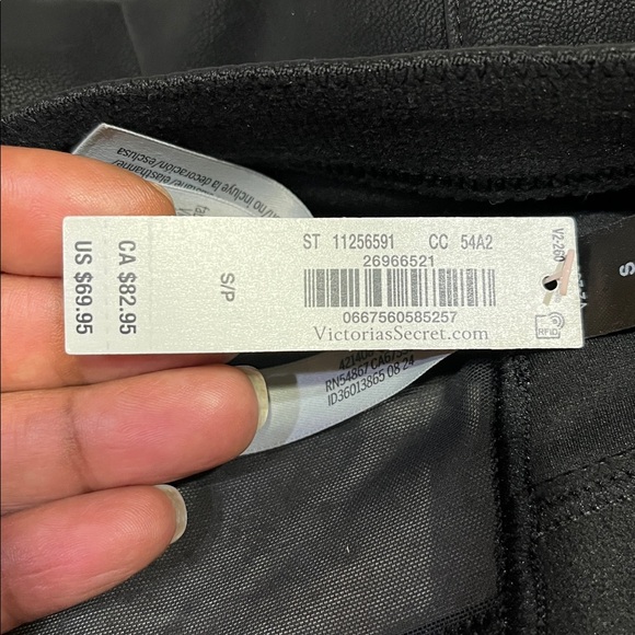 Black Women's Cross Strap Sports Bra VS - Picture 5 of 5